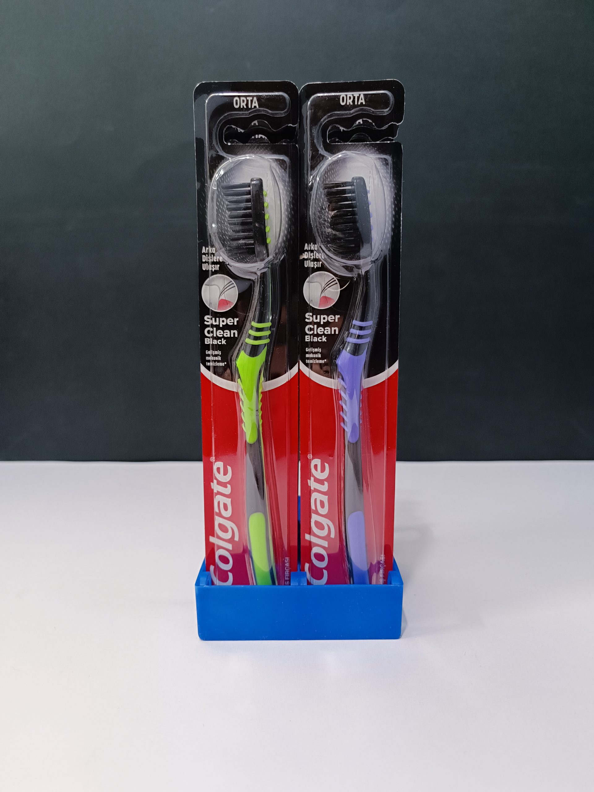 مسواک زغالی کلگیت سوپر کلین Colgate Super Clean Black 1 مسواک ذغالی کلگیت