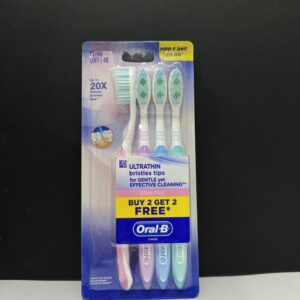 مسواک خانواده التراتین اورال بی بسته 4 عددی ULTRATHIN bristle tips برس سافت