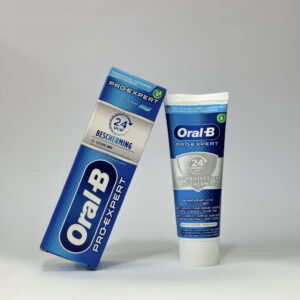 خمیردندان پرواکسپرت اورال بی اروپایی مدل سفیدکننده Oral b pro-expert blancheur saine