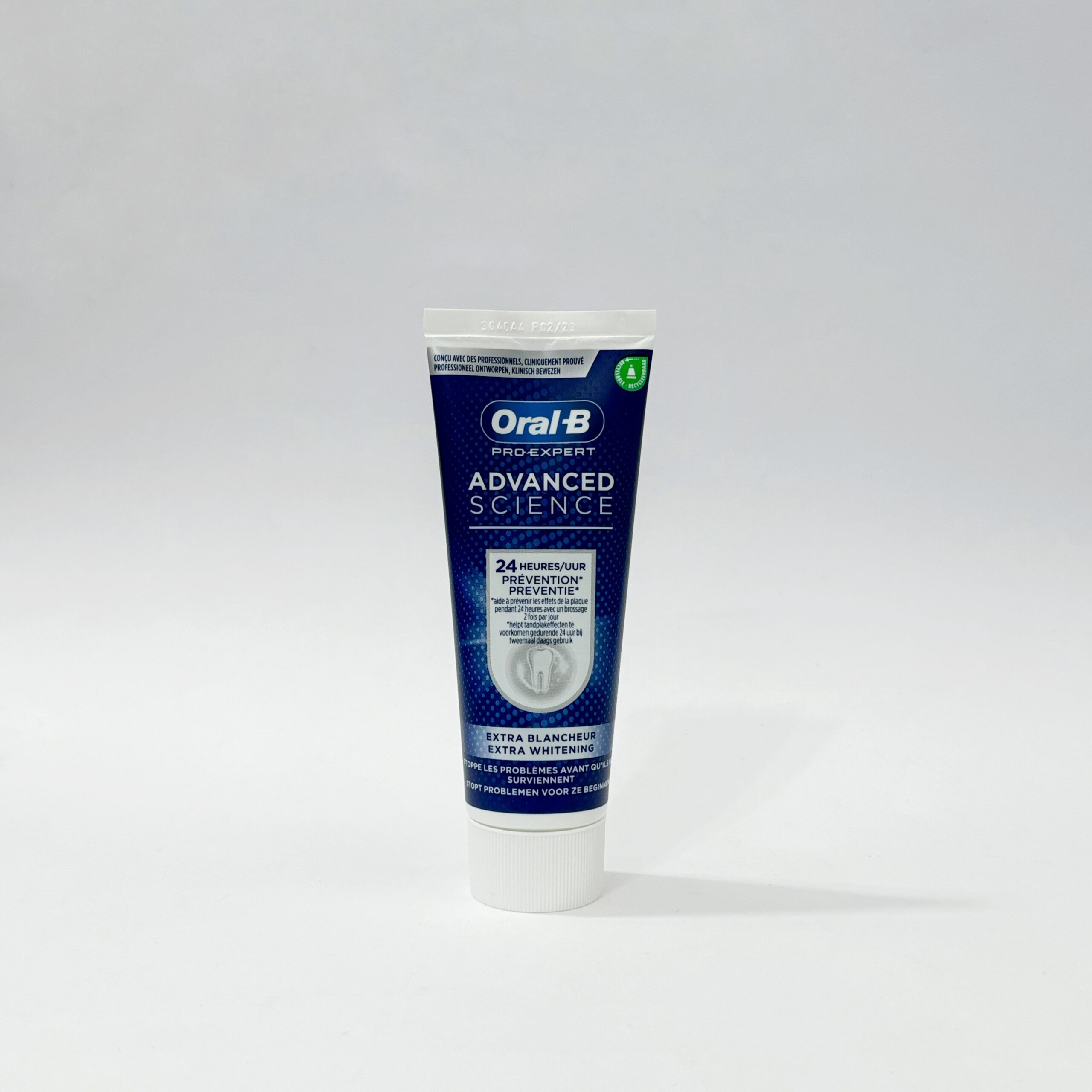 خمیردندان اورال بی پرو اکسپرت ADVANCED SCIENCE مدل8کاره EXTRA WHITENING حجم75ML 4 خمیردندان اورال بی پرو اکسپرت ADVANCED SCIENCE مدل8کاره EXTRA WHITENING حجم75ML