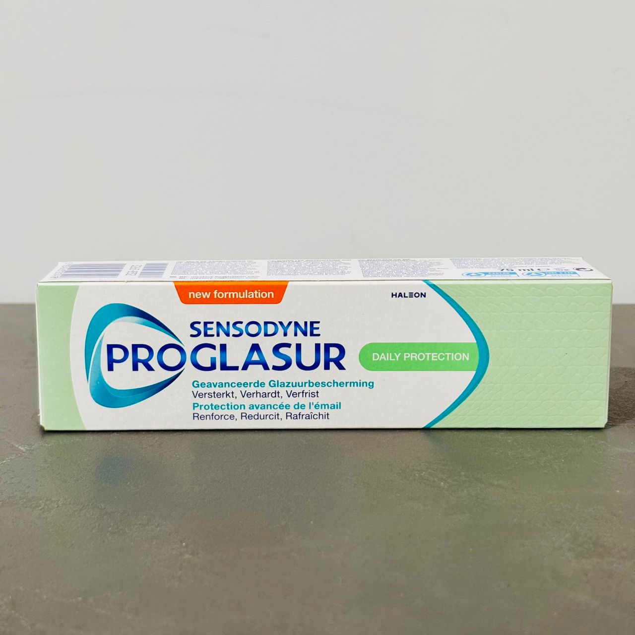 خمیردندان سنسوداین پروگلاسور Sensodyne Proglasur Daily Protection حجم 75 میل ساخت انگلیس 3 خمیردندان سنسوداین پروگلاسور Sensodyne Proglasur Daily Protection حجم 75 میل ساخت انگلیس